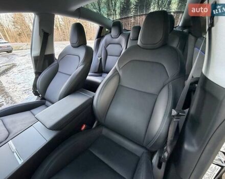 Черный Тесла Модель 3, объемом двигателя 0 л и пробегом 4 тыс. км за 26400 $, фото 72 на Automoto.ua