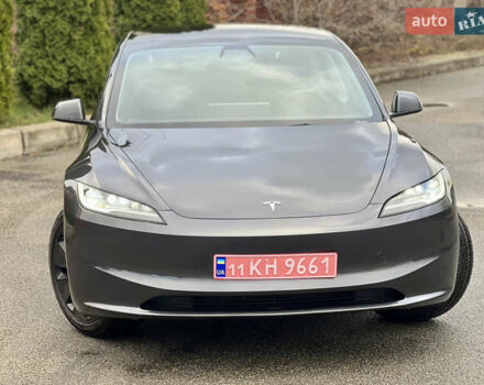 Черный Тесла Модель 3, объемом двигателя 0 л и пробегом 7 тыс. км за 32700 $, фото 2 на Automoto.ua