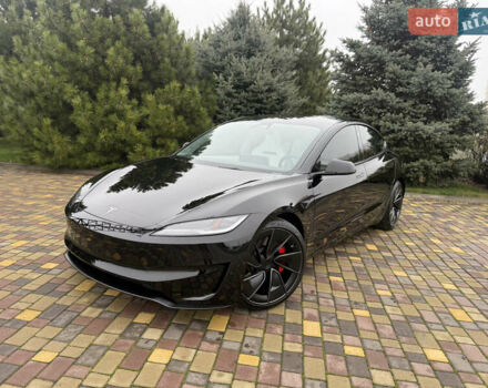 Чорний Тесла Модель 3, об'ємом двигуна 0 л та пробігом 7 тис. км за 45900 $, фото 1 на Automoto.ua