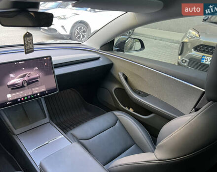 Чорний Тесла Модель 3, об'ємом двигуна 0 л та пробігом 8 тис. км за 29999 $, фото 30 на Automoto.ua
