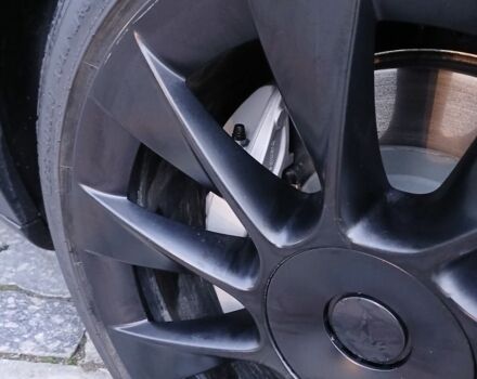 Черный Тесла Модель 3, объемом двигателя 0 л и пробегом 60 тыс. км за 25900 $, фото 9 на Automoto.ua