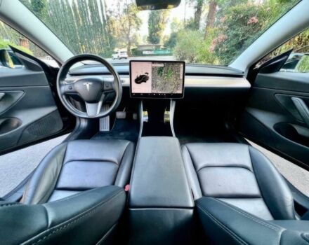 Черный Тесла Модель 3, объемом двигателя 0 л и пробегом 31 тыс. км за 11600 $, фото 8 на Automoto.ua