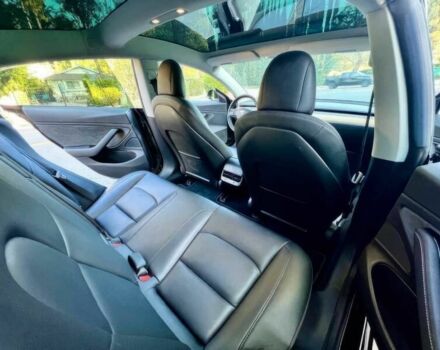 Черный Тесла Модель 3, объемом двигателя 0 л и пробегом 31 тыс. км за 11600 $, фото 10 на Automoto.ua