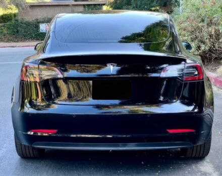 Черный Тесла Модель 3, объемом двигателя 0 л и пробегом 31 тыс. км за 11600 $, фото 5 на Automoto.ua