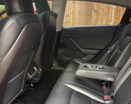 Черный Тесла Модель 3, объемом двигателя 0 л и пробегом 45 тыс. км за 9000 $, фото 11 на Automoto.ua