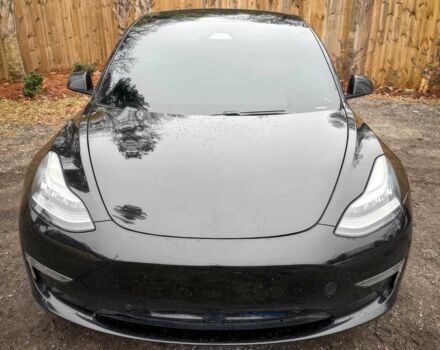 Черный Тесла Модель 3, объемом двигателя 0 л и пробегом 45 тыс. км за 9000 $, фото 1 на Automoto.ua