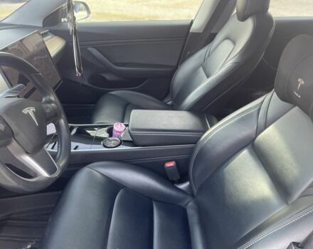 Чорний Тесла Модель 3, об'ємом двигуна 0 л та пробігом 93 тис. км за 16000 $, фото 5 на Automoto.ua