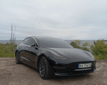 Черный Тесла Модель 3, объемом двигателя 0 л и пробегом 90 тыс. км за 16500 $, фото 1 на Automoto.ua