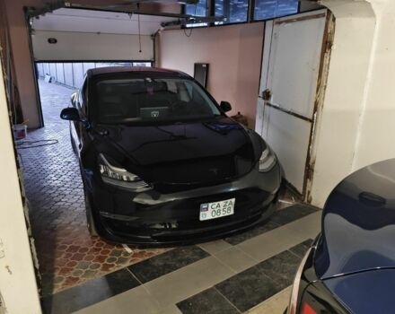 Чорний Тесла Модель 3, об'ємом двигуна 0 л та пробігом 150 тис. км за 423 $, фото 1 на Automoto.ua