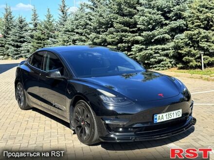 Тесла Модель 3 2017 в Харькове на Automoto.ua Черный Тесла Модель 3, объемом двигателя 0 л и пробегом 149 тыс. км за 23500 $, фото 1 на Automoto.ua