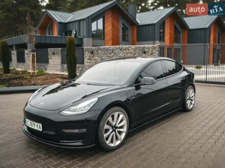 Черный Тесла Модель 3, объемом двигателя 0 л и пробегом 195 тыс. км за 15900 $, фото 1 на Automoto.ua