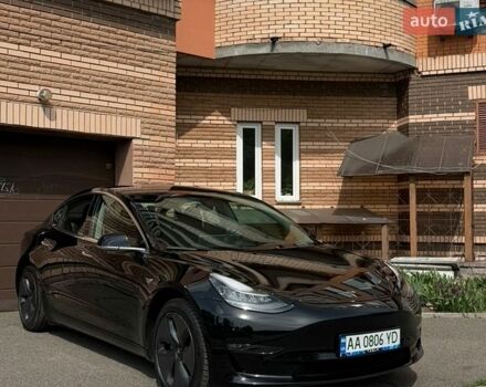 Черный Тесла Модель 3, объемом двигателя 0 л и пробегом 65 тыс. км за 17000 $, фото 1 на Automoto.ua