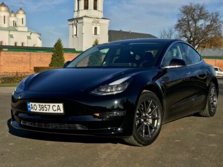 Черный Тесла Модель 3, объемом двигателя 0 л и пробегом 5 тыс. км за 48000 $, фото 1 на Automoto.ua