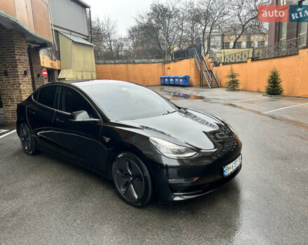 Черный Тесла Модель 3, объемом двигателя 0 л и пробегом 85 тыс. км за 17500 $, фото 1 на Automoto.ua
