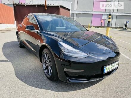 Тесла Модель 3 2018 у Києві на Automoto.ua Чорний Тесла Модель 3, об'ємом двигуна 0 л та пробігом 43 тис. км за 24500 $, фото 1 на Automoto.ua