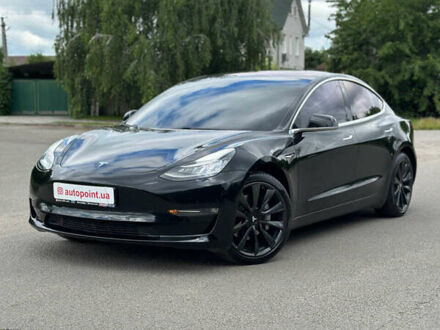 Тесла Модель 3 2018 у Буче на Automoto.ua Чорний Тесла Модель 3, об'ємом двигуна 0 л та пробігом 130 тис. км за 14999 $, фото 1 на Automoto.ua