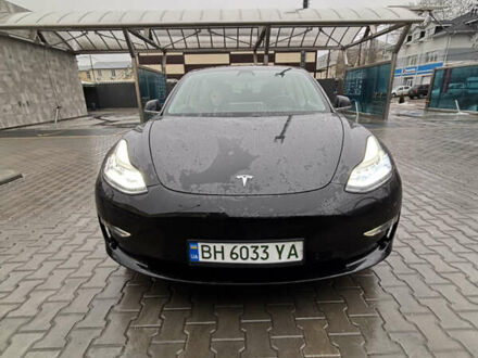 Черный Тесла Модель 3, объемом двигателя 0 л и пробегом 110 тыс. км за 14900 $, фото 1 на Automoto.ua