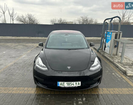 Чорний Тесла Модель 3, об'ємом двигуна 0 л та пробігом 175 тис. км за 17000 $, фото 1 на Automoto.ua