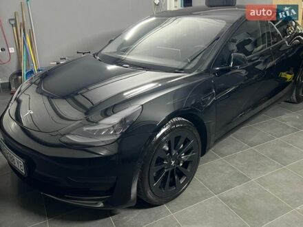 Черный Тесла Модель 3, объемом двигателя 0 л и пробегом 170 тыс. км за 15500 $, фото 1 на Automoto.ua