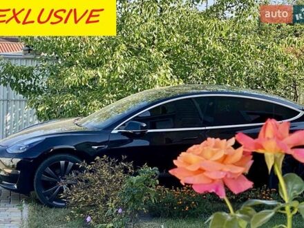 Тесла Модель 3 2018 у Броварах на Automoto.ua Чорний Тесла Модель 3, об'ємом двигуна 0 л та пробігом 51 тис. км за 29000 $, фото 1 на Automoto.ua
