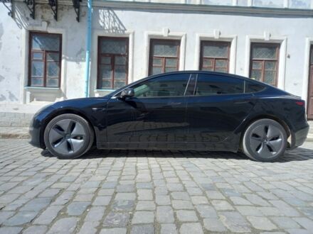 Черный Тесла Модель 3, объемом двигателя 0 л и пробегом 371 тыс. км за 12500 $, фото 1 на Automoto.ua