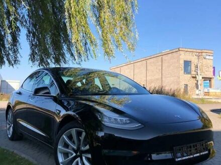 Черный Тесла Модель 3, объемом двигателя 0 л и пробегом 150 тыс. км за 21900 $, фото 1 на Automoto.ua