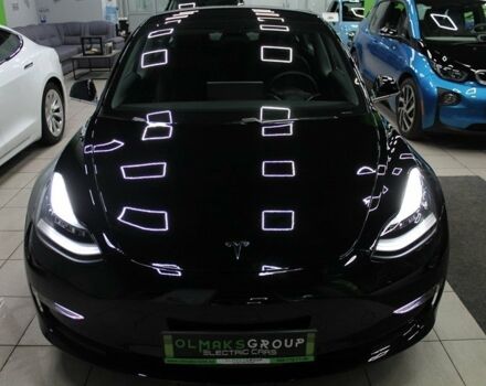 Чорний Тесла Модель 3, об'ємом двигуна 0 л та пробігом 2 тис. км за 75000 $, фото 1 на Automoto.ua