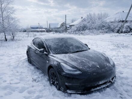 Чорний Тесла Модель 3, об'ємом двигуна 0 л та пробігом 187 тис. км за 15200 $, фото 1 на Automoto.ua