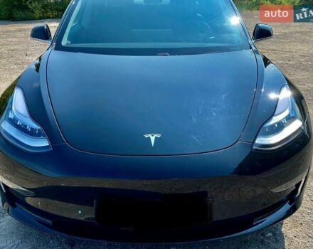 Чорний Тесла Модель 3, об'ємом двигуна 0 л та пробігом 49 тис. км за 19000 $, фото 1 на Automoto.ua