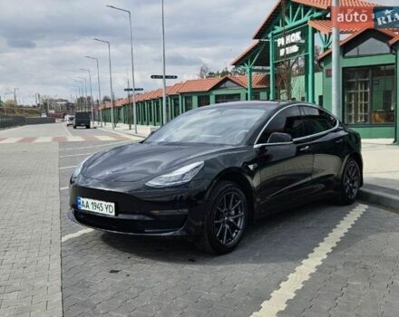 Чорний Тесла Модель 3, об'ємом двигуна 0 л та пробігом 205 тис. км за 17500 $, фото 1 на Automoto.ua