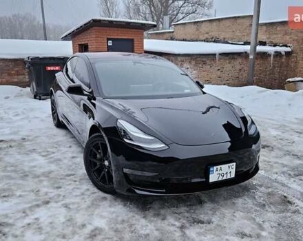 Черный Тесла Модель 3, объемом двигателя 0 л и пробегом 73 тыс. км за 18300 $, фото 1 на Automoto.ua