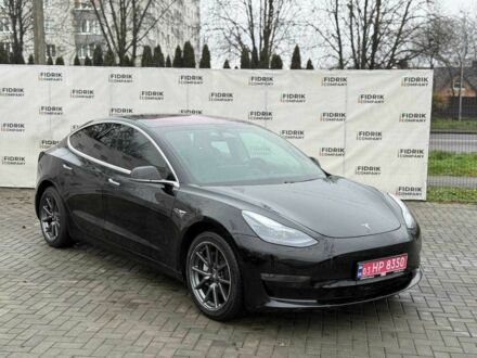 Черный Тесла Модель 3, объемом двигателя 0 л и пробегом 163 тыс. км за 12400 $, фото 1 на Automoto.ua