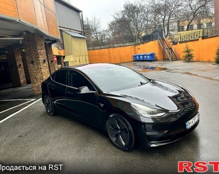 Черный Тесла Модель 3, объемом двигателя 0.44 л и пробегом 85 тыс. км за 16900 $, фото 1 на Automoto.ua