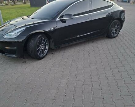 Чорний Тесла Модель 3, об'ємом двигуна 0 л та пробігом 122 тис. км за 17200 $, фото 1 на Automoto.ua
