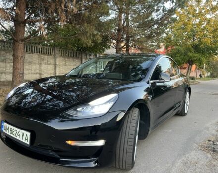 Чорний Тесла Модель 3, об'ємом двигуна 0 л та пробігом 176 тис. км за 16514 $, фото 1 на Automoto.ua