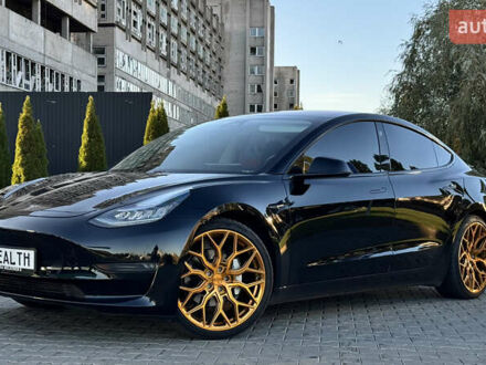 Тесла Модель 3 2018 в Черкассах на Automoto.ua Черный Тесла Модель 3, объемом двигателя 0 л и пробегом 83 тыс. км за 19000 $, фото 1 на Automoto.ua