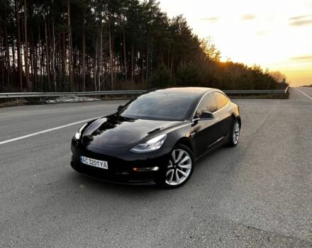 Черный Тесла Модель 3, объемом двигателя 0 л и пробегом 160 тыс. км за 16500 $, фото 1 на Automoto.ua