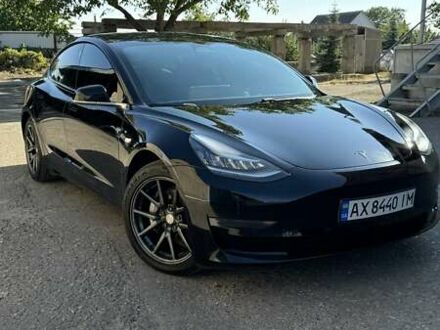 Тесла Модель 3 2018 в Харькове на Automoto.ua Черный Тесла Модель 3, объемом двигателя 0 л и пробегом 92 тыс. км за 28000 $, фото 1 на Automoto.ua