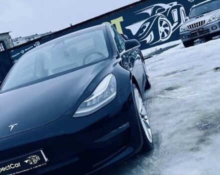 Черный Тесла Модель 3, объемом двигателя 0 л и пробегом 122 тыс. км за 18900 $, фото 1 на Automoto.ua