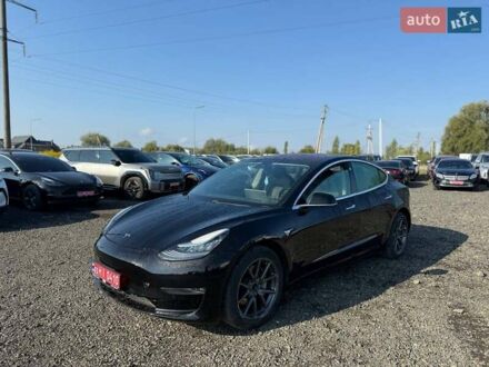 Тесла Модель 3 2018 у Луцьку на Automoto.ua Чорний Тесла Модель 3, об'ємом двигуна 0 л та пробігом 209 тис. км за 12900 $, фото 1 на Automoto.ua
