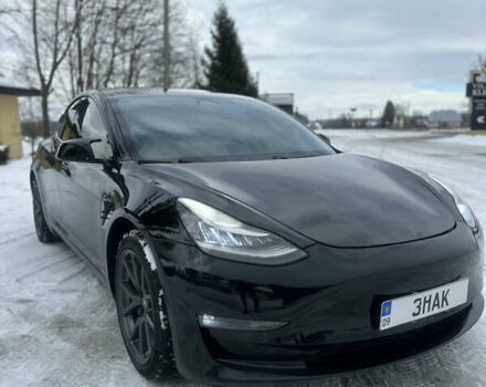 Чорний Тесла Модель 3, об'ємом двигуна 0 л та пробігом 64 тис. км за 17000 $, фото 1 на Automoto.ua