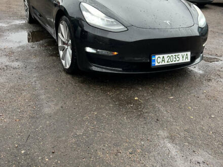 Тесла Модель 3 2018 у Черкасах на Automoto.ua Чорний Тесла Модель 3, об'ємом двигуна 0 л та пробігом 80 тис. км за 17700 $, фото 1 на Automoto.ua