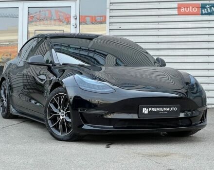 Черный Тесла Модель 3, объемом двигателя 0 л и пробегом 87 тыс. км за 23000 $, фото 1 на Automoto.ua