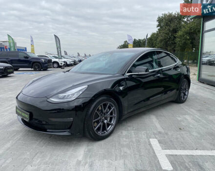 Чорний Тесла Модель 3, об'ємом двигуна 0 л та пробігом 85 тис. км за 17500 $, фото 1 на Automoto.ua