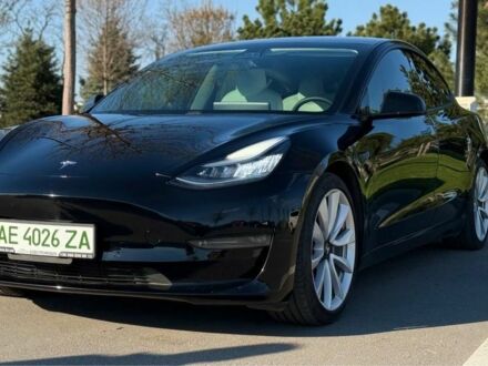 Тесла Модель 3 2018 у Дніпро (Дніпропетровську) на Automoto.ua Чорний Тесла Модель 3, об'ємом двигуна 0 л та пробігом 168 тис. км за 18000 $, фото 1 на Automoto.ua