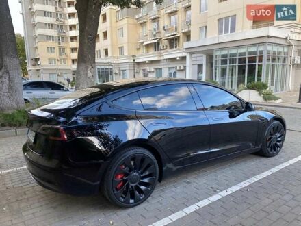Тесла Модель 3 2018 в Одессе на Automoto.ua Черный Тесла Модель 3, объемом двигателя 0 л и пробегом 94 тыс. км за 20500 $, фото 1 на Automoto.ua