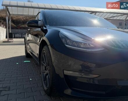 Черный Тесла Модель 3, объемом двигателя 0 л и пробегом 200 тыс. км за 20500 $, фото 1 на Automoto.ua