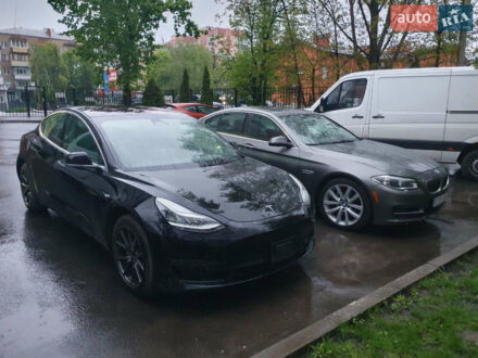 Чорний Тесла Модель 3, об'ємом двигуна 0 л та пробігом 57 тис. км за 23700 $, фото 1 на Automoto.ua