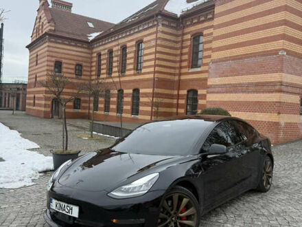 Черный Тесла Модель 3, объемом двигателя 0 л и пробегом 92 тыс. км за 18499 $, фото 1 на Automoto.ua