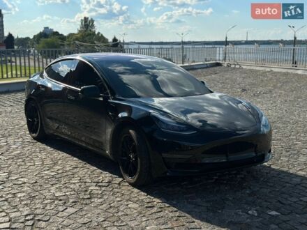 Черный Тесла Модель 3, объемом двигателя 0 л и пробегом 162 тыс. км за 16500 $, фото 1 на Automoto.ua